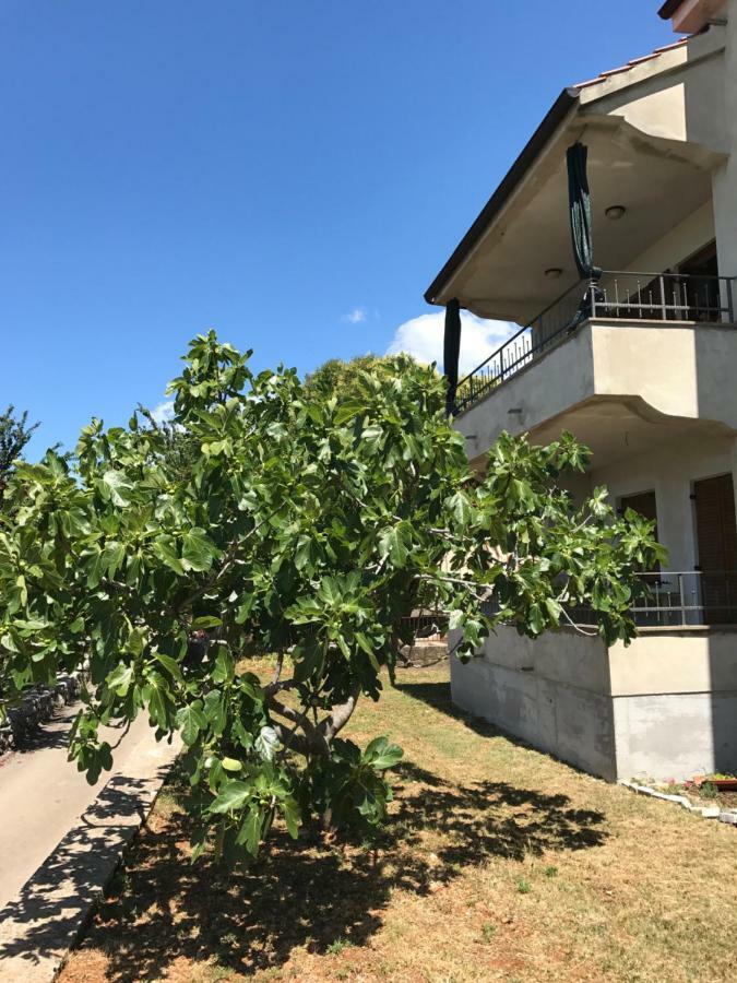 Simonetti Apartments Malinska Exterior photo